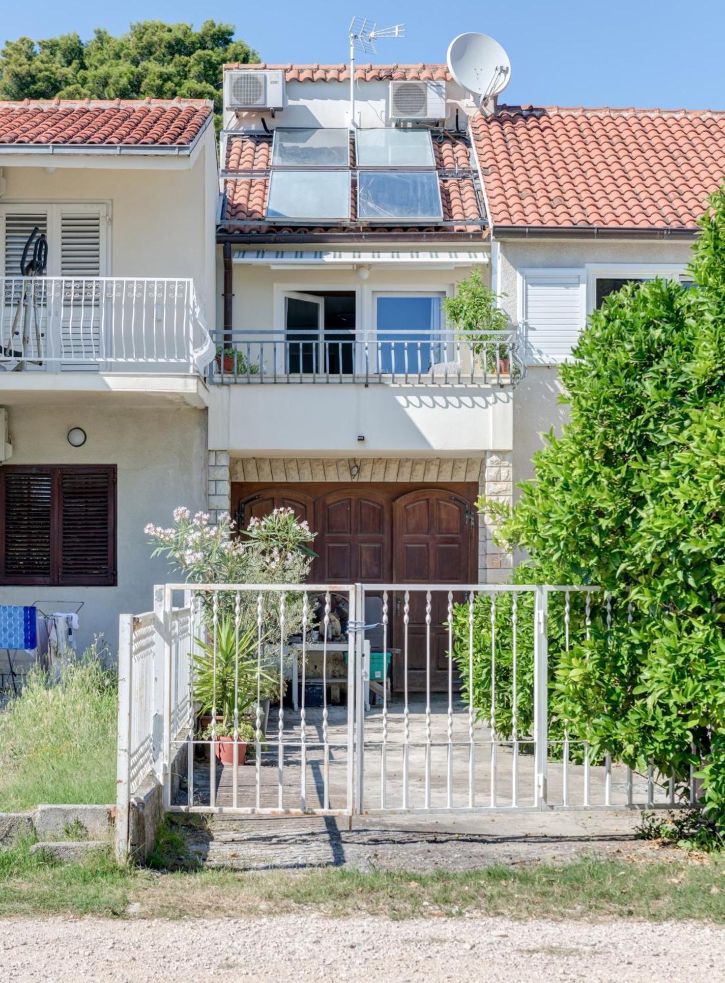 Beachfront Apartment Milan, With Balcony 스플리트 외부 사진